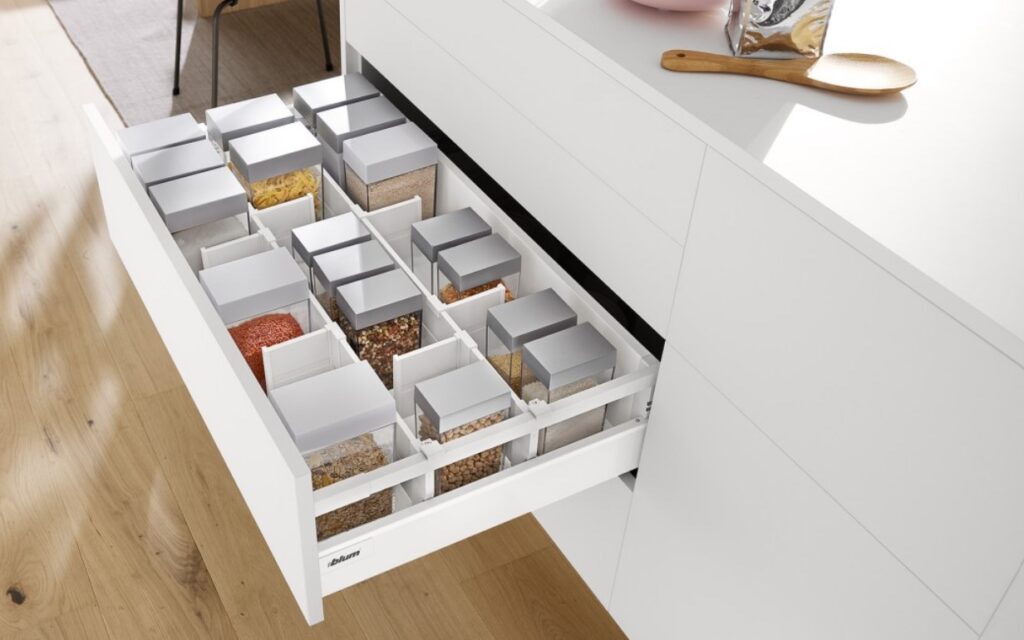 Design Nation - Clever Storage Blum spice drawer