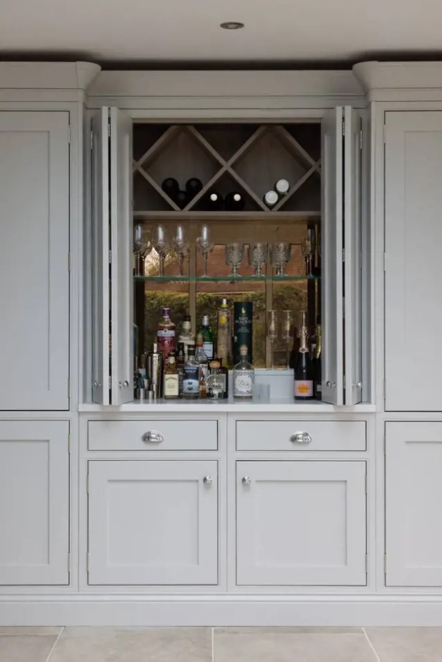 Design Nation - Drinks Cab 1909 2