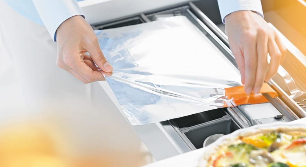 Design Nation - Gadgets foil dispenser